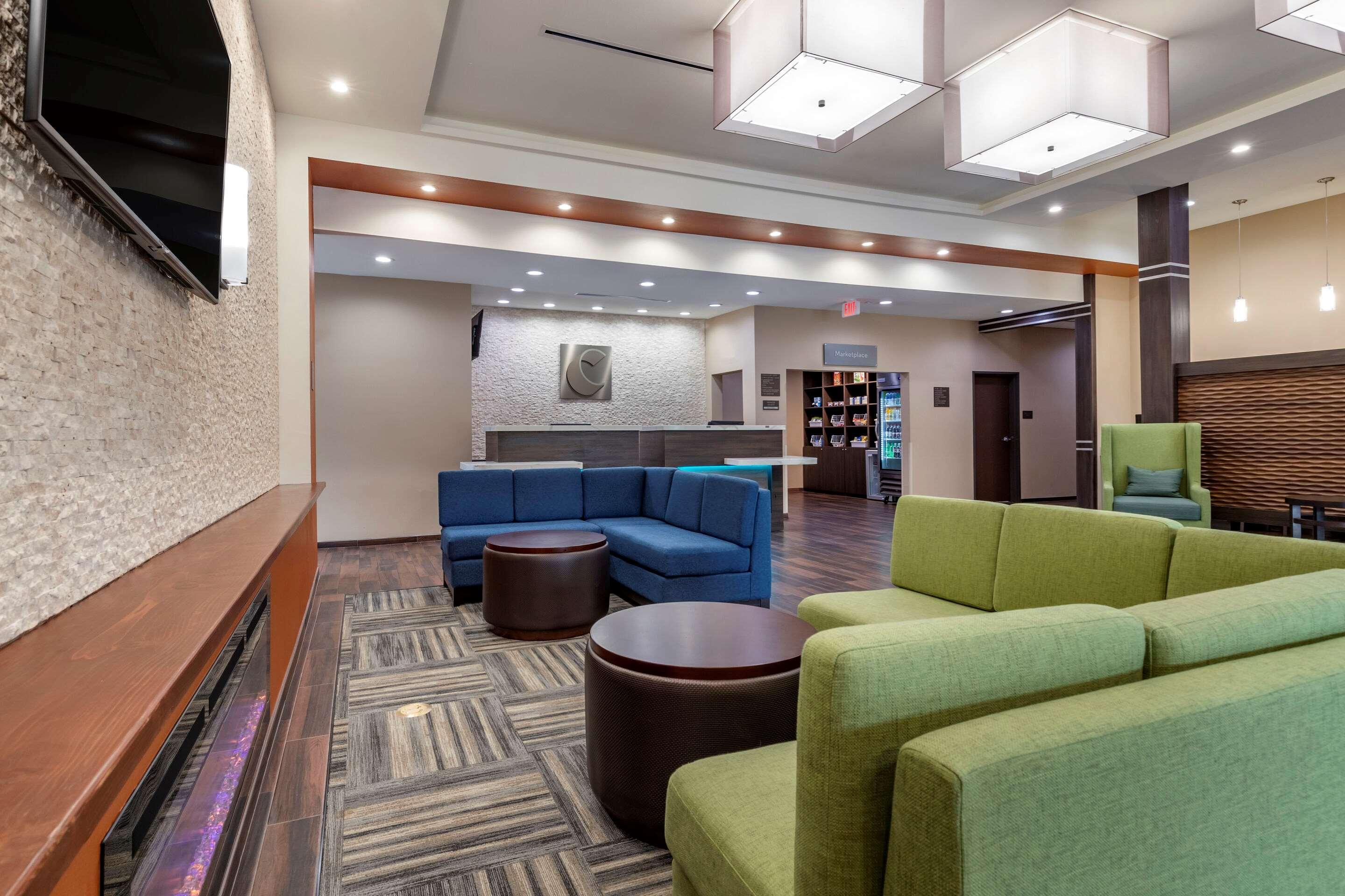 Comfort Suites سيدار بارك المظهر الخارجي الصورة